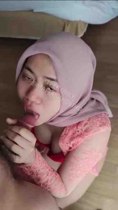 Background nonton video viral Ponakan Paksa Tante Nyepong Sampai Mancur