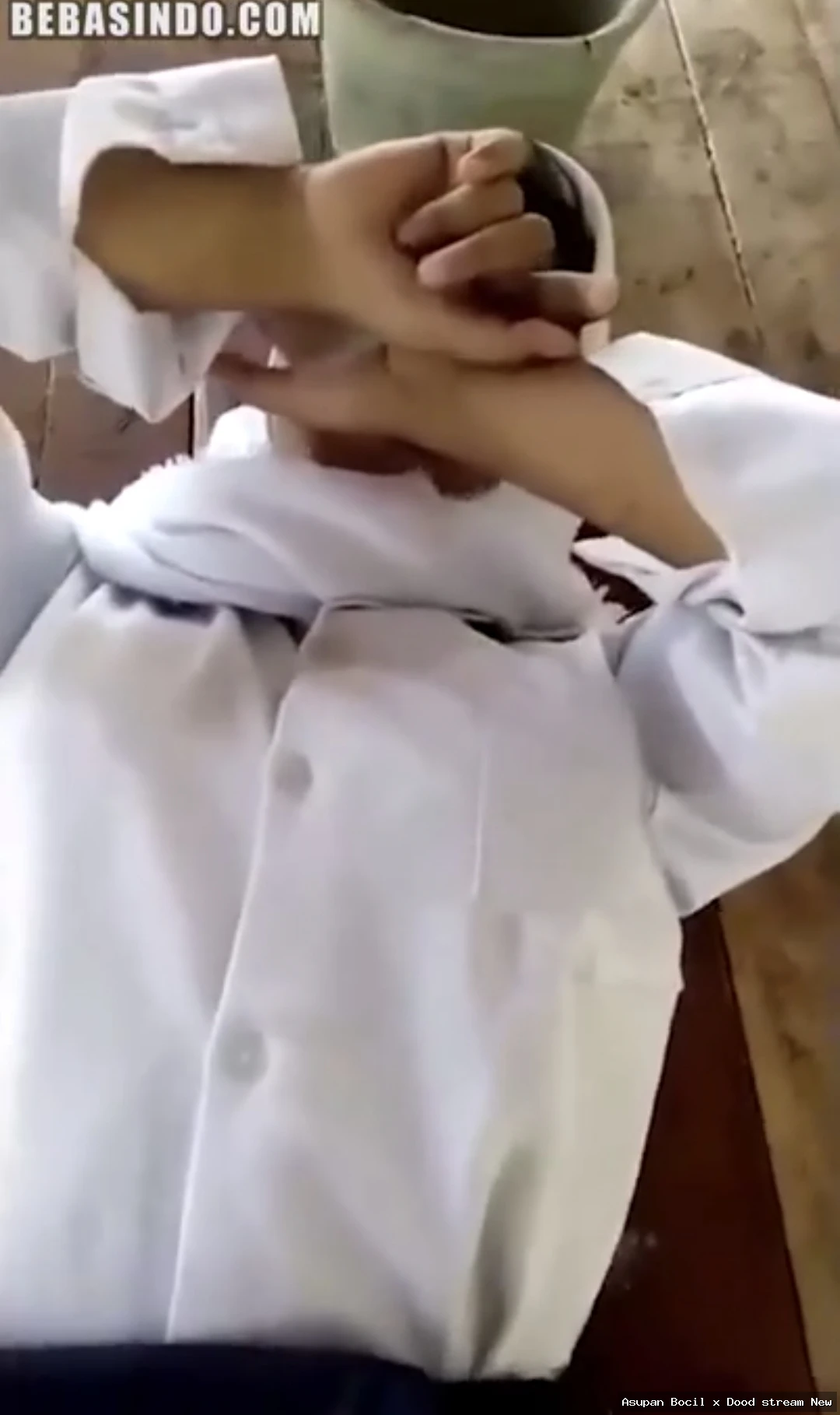 Background nonton video viral TAMPARAN Keras Bocil Smp Terbaru Di Sodok sodok Paksa Ojol Langganan Di Gubuk Sawah Sampai Kesakitan Enak Mau Nagis Desahnya Bikin Nagih Top Terbaru Abg Viral X Asupan Bocil