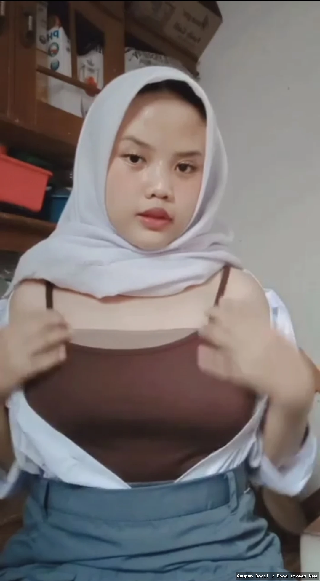 Background nonton video viral ASUPAN TERBARU Bocil Sma Tobrut Mainin Tt Sampai Becek HD 4K