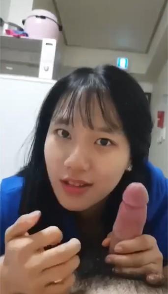 Background for Bocil ABG Baju Biru Chindo Jago Ngisep Sampai Crotttt Mulut