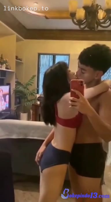 Background nonton video viral Bocil SMP Crot Dalem Dikit Panik Banget Ujungnya Minta Lagi